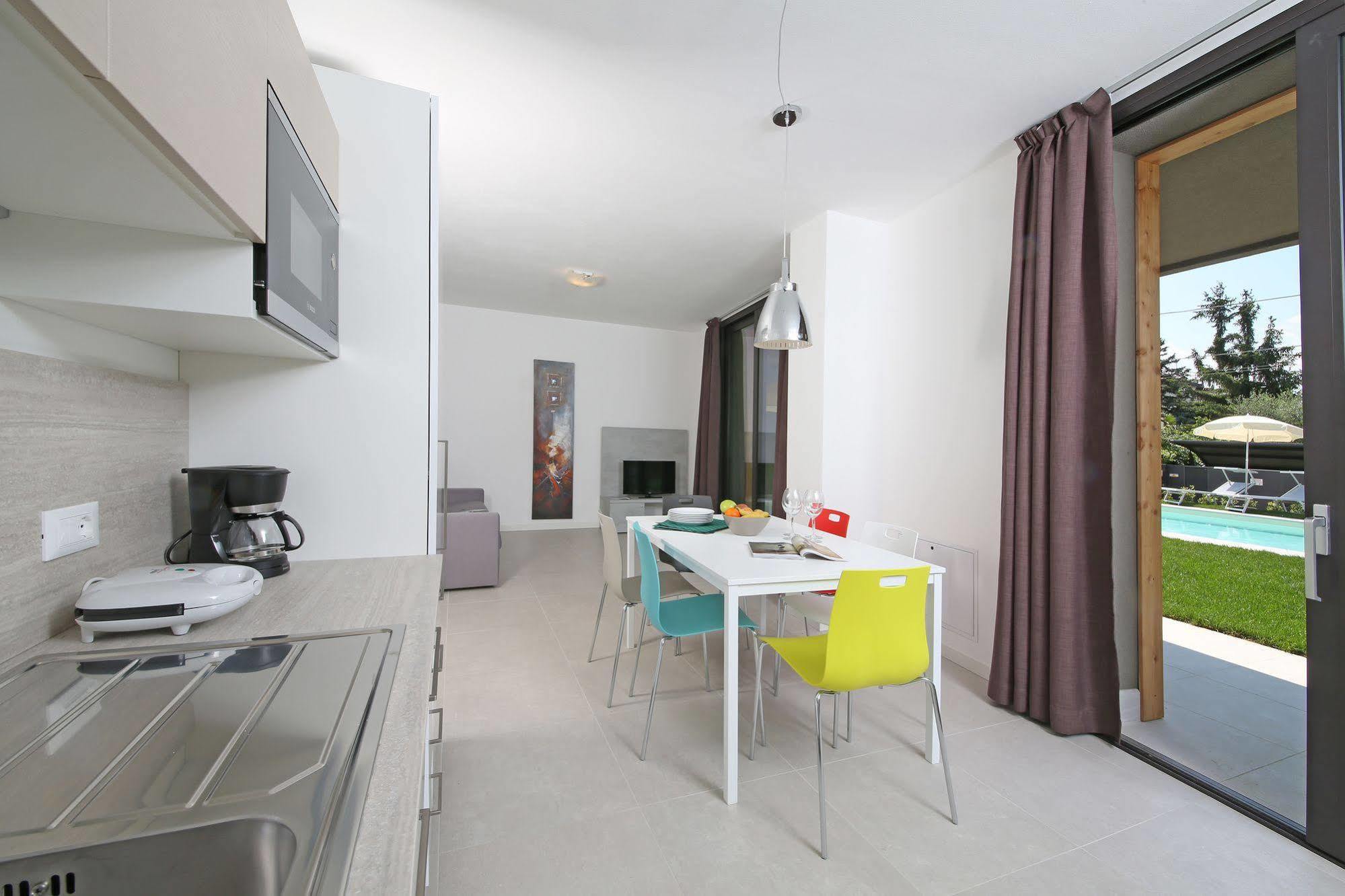 Villa T14 Bardolino Buitenkant foto