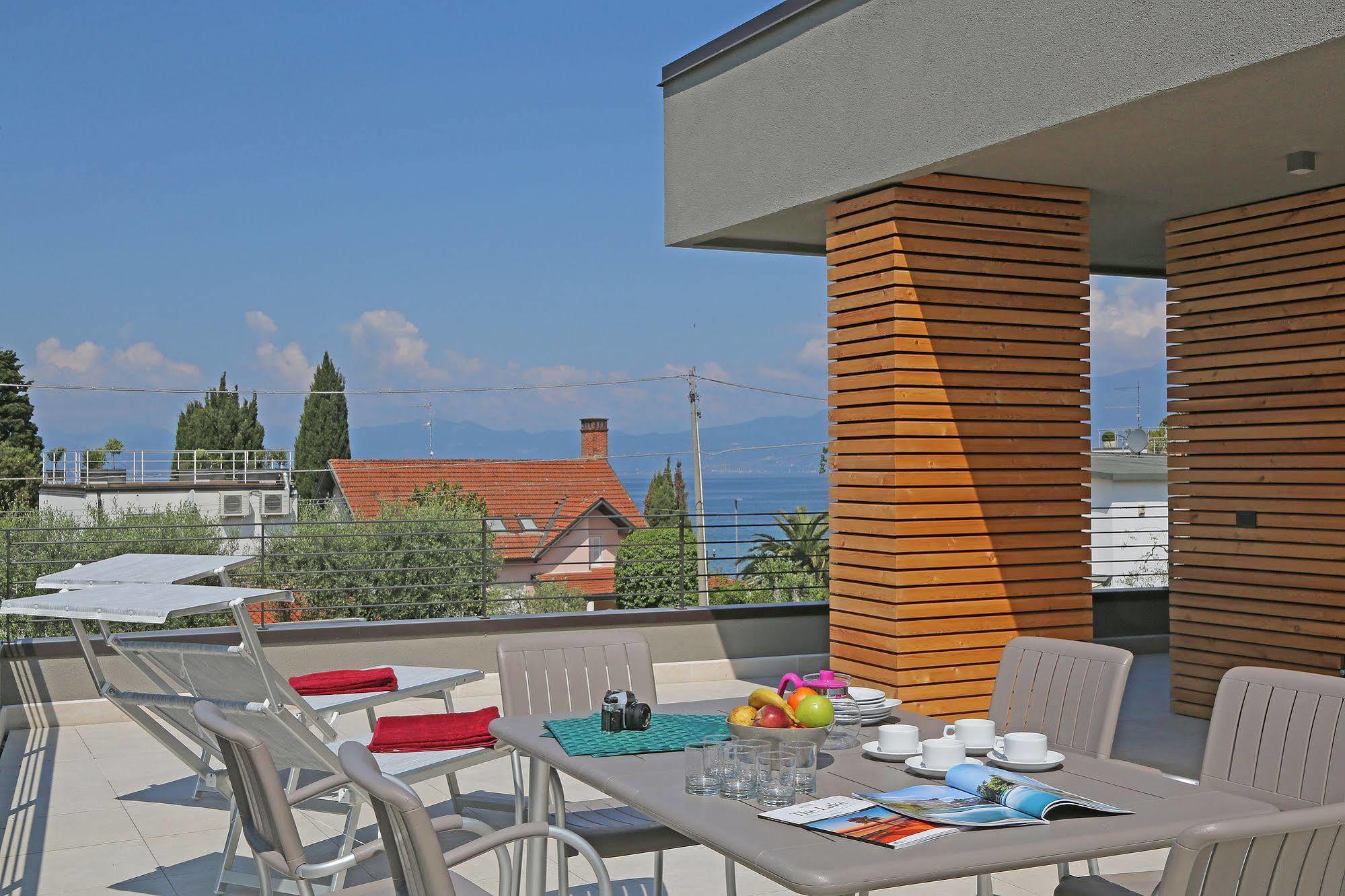 Villa T14 Bardolino Buitenkant foto